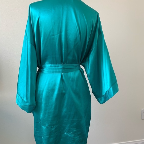 Kimono robe - Picture 3 of 7